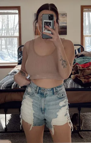 American Eagle Outfitters Mom Shorts thumbnail 1