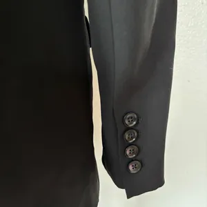 Vince Camuto Classic Solid Black Blazer thumbnail 2