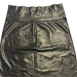Wilfred Aritzia Faux Leather Skirt Size Medium thumbnail 3