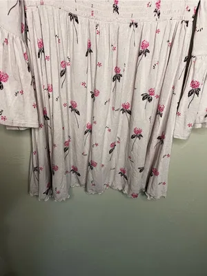Free People Lana Off Shoulder Pink Berry Floral Smocked Babydoll Boho Top thumbnail 4