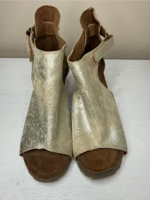 Diba True Gold New Year Wedge Sandals sz 6 thumbnail 11