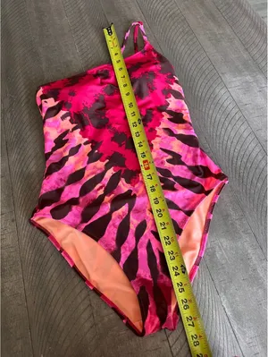 Aerie One Shoulder One Piece Swimsuit in Neon Peach & Pink Women’s Small thumbnail 11