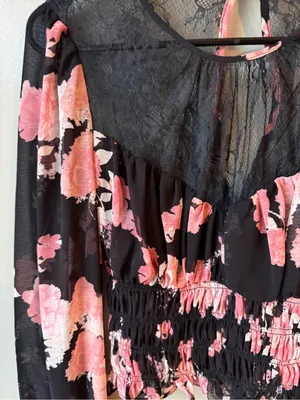 Free People Midnight Floral Lace Smocked Crop Top XS NWT thumbnail 3