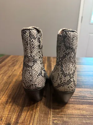 Ariat Snakeskin ankle boots thumbnail 2