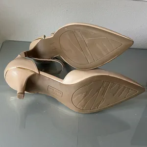 Anne Klein Flex Nude Leather Kitten Heels Size 10.5M thumbnail 7