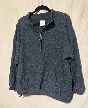 Varley crewneck thumbnail 1