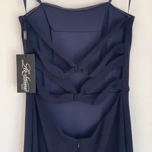 NWT La Femme 28835 Strapless Leg‎ Slit Double Strap Back in Navy Blue thumbnail 6