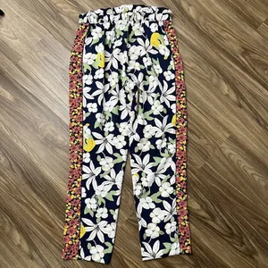 Zara Trafaluc Size S‎ Floral Cropped Pants Paperbag Pockets Elastic Waist Zip Up thumbnail 11
