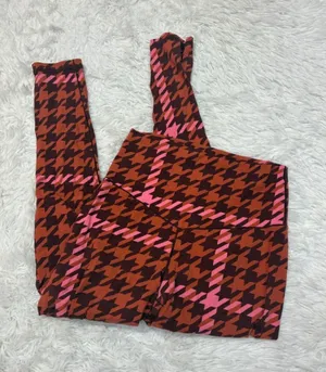 Aerie Houndstooth Print Leggings in Rust & Pink thumbnail 1