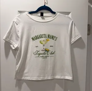 Margarita Graphic Crop Top thumbnail 1