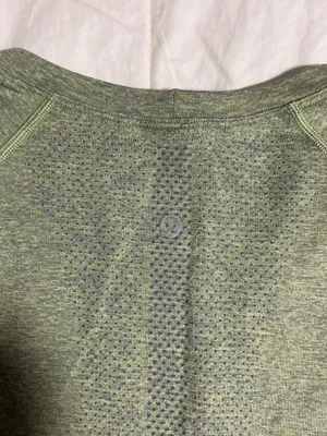 Lululemon thumbnail 3