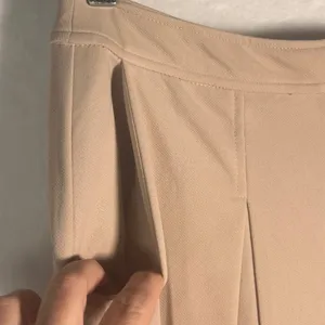 BCBGeneration‎ Women Beige Pleated Trousers Pants Size L thumbnail 7