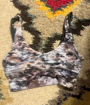 Sports Bra thumbnail 1
