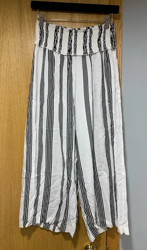 Kendall & Kylie Black and White Striped Wide Leg Pants - Size Medium thumbnail 1