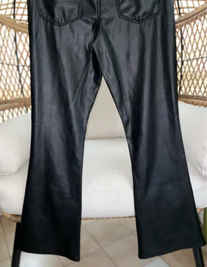 American Eagle Outfitters Womens Black Stretch Vegan Leather Pant Size 6 thumbnail 10