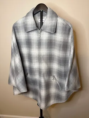 Le Moda Gray White Plaid Zip Up Fleece Jacket Cape thumbnail 1