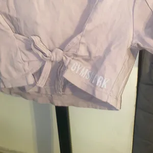 Gymshark ori crop top size small thumbnail 5