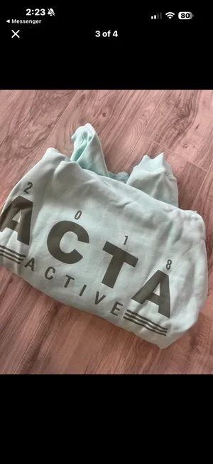 Acta hoodie  thumbnail 2
