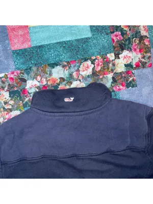 Vineyard Vines $98 Woman’s Small Shel Shirt Vineyard Navy Pullover thumbnail 6