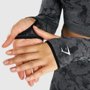 Gymshark Women's Adapt Black Camo Seamless Long Sleeve Crop Top M thumbnail 3
