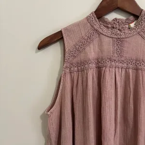 Anthropologie Eri + Ali Sweetbriar Sleeveless Blouse Sz M thumbnail 4
