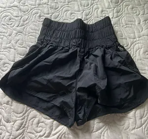 Shorts thumbnail 1