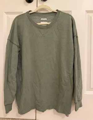 american eagle sweatshirt thumbnail 1