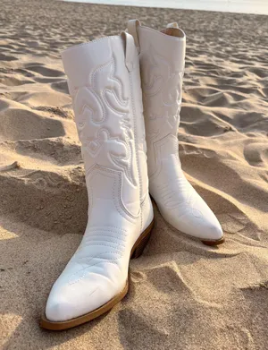 Cowgirl boots White Size 8.5 thumbnail 1