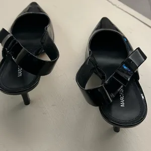 Marc Fisher Black Patent Slingback Pumps with Bow Accent 8M thumbnail 7