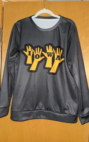 Iowa Hands Sweatshirt Gray Size M thumbnail 1