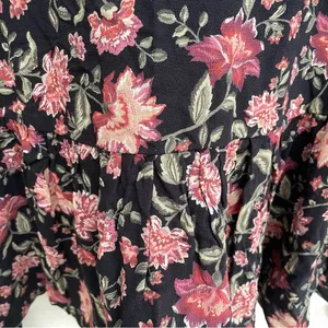 NWT American Eagle Womens Shirt Blouse Black Pink Mauve Floral Front Medium thumbnail 9