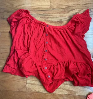 WORN ONCE  TOP thumbnail 1