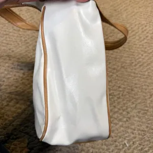 VTG Nine West Patchwork Hobo Shoulder Bag Tan Cream White Faux Leather Neutral thumbnail 11