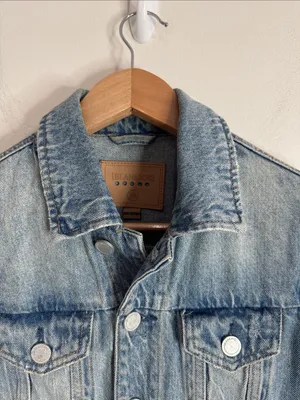 Blanknyc Denim Jacket Distressed Medium Wash Raw Frayed Hem Cropped Y2K size XS thumbnail 3