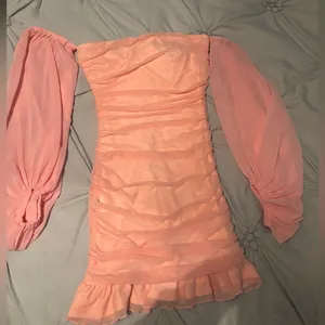 NWT Hello Molly Cultivate Love Off the Shoulder Mini Dress Pink thumbnail 5