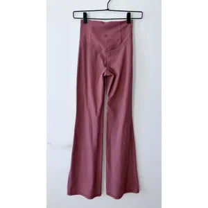 ATHLETA Elation High Rise Flare Mauve Pink Yoga Leggings Pants Womens XXS thumbnail 4