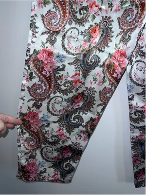 Victoria's Secret Floral Paisley Pajama Pants Size M White Pink thumbnail 3