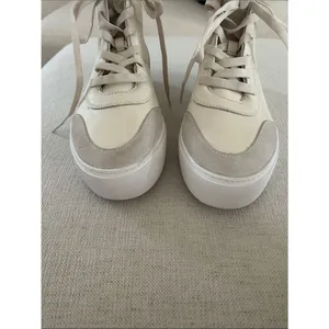 UGG Jasmine Hightop Zilo Sneaker, Cream/Ivory, Size 11, Like new Display pair thumbnail 5
