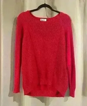 Women’s Red S.O. Sweater Size XL thumbnail 1