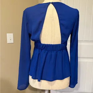 Urban Outfitters Royal Blue Deep V-Neck Open Back‎ Peplum Bell Sleeve Top XS thumbnail 2
