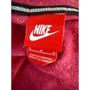 Nike Women’s Size M Pink Long Sleeve Tee Shirt Big Swoosh Logo Athletic Top thumbnail 5