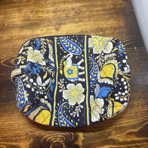 Vera Bradley Makeup‎ Bag thumbnail 2