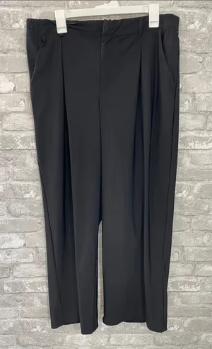 Old Navy Black SleekTech High-Rise Go Dry Pants thumbnail 1