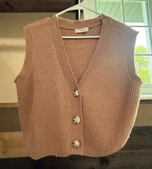 Moon & Maddison Sweater Cropped thumbnail 1