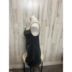 H&M Black dress sparkle thumbnail 3