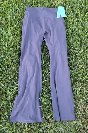 INNO MINT High Waist Scrunch Butt Flare Yoga Pants Gray Size L 12/14 NWT thumbnail 1