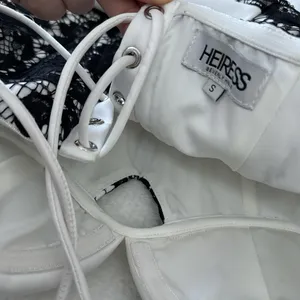 Heiress beverly hills white strapless stain lace dress thumbnail 4