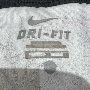 Nike Tempo Black Running Track Shorts thumbnail 4