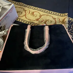 Juicy Couture Black Tote with‎ Pink Highlights thumbnail 6