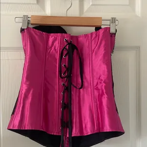 ADORE ME MAHOGANY LACE CORSET Size Medium Mean Girls thumbnail 4